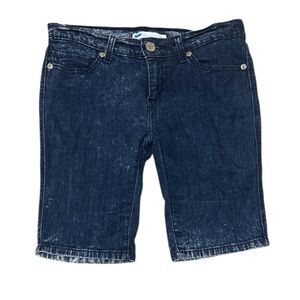 Levi’s Women's Cotton-Blend Dark Blue Denim Bermuda Shorts Size 5 (W27)